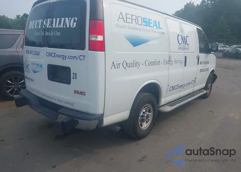 2018 GMC Savana 2500 Work Van z USA, uszkodzony, nr VIN 1GTW7AFG1J1905925